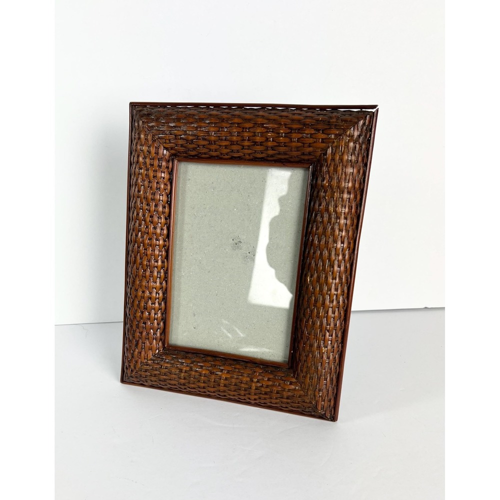 Vintage Basket weave rattan frame 8x10, fits 5x7 picture wicker